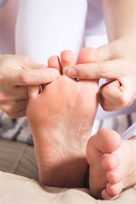 What Causes Toe Cramps And Curling